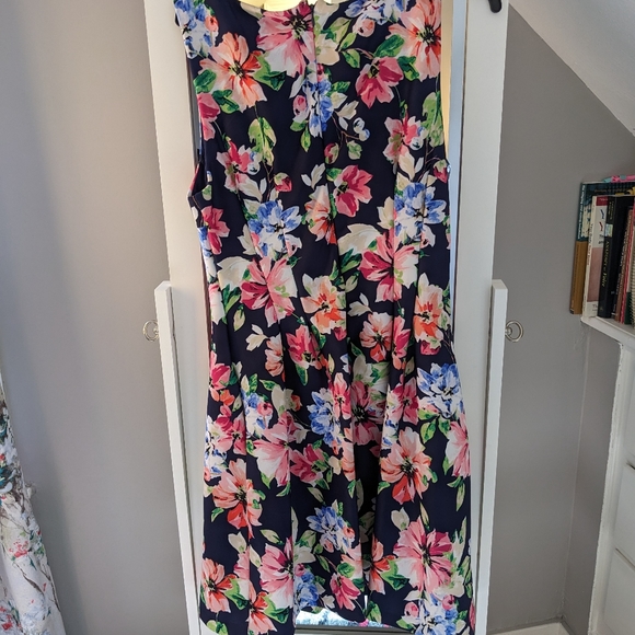 Floral Dress - Picture 3 of 3